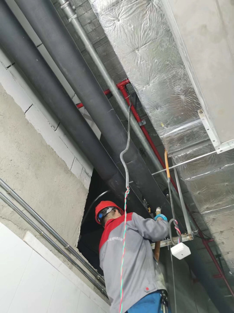 空调冷冻水管路香蕉视频APP免费2_副本